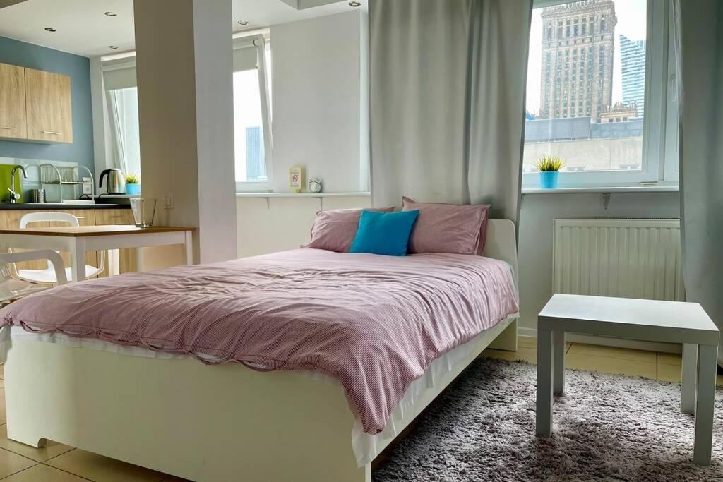 Апартаменты Gold 3 Metro X2 Wifi 300 Mbs 60'Tv Netflix Hbo Appletv+ Варшава Экстерьер фото